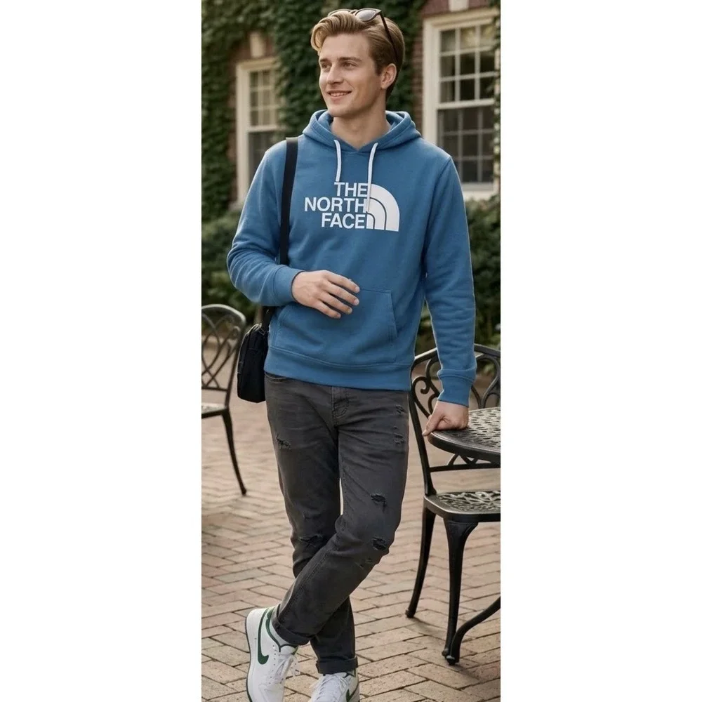 The North Face Mens Half Dome Pullover Hoodie Blue White Logo Sweatshirt Size M
